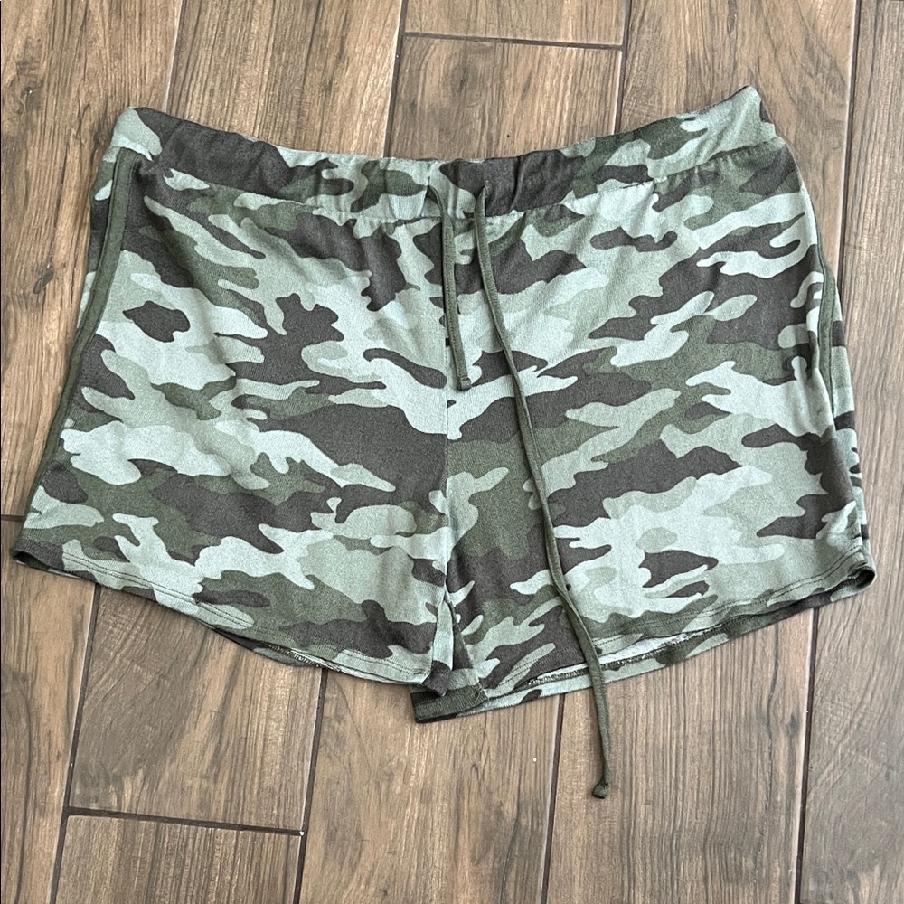 Lucky Brand - 4 Piece Set Camouflage Lounge Set - Picture 6 of 16